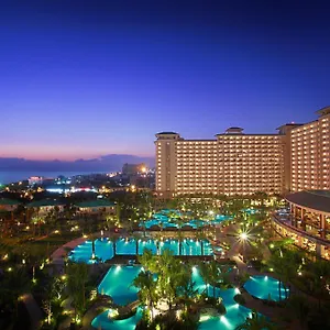 Курортный комплекс Howard Johnson Bay, Санья